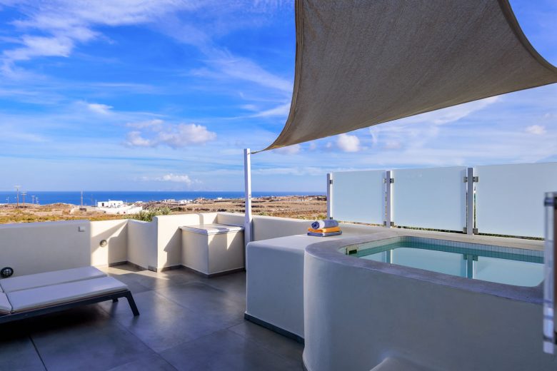Sea View Suites