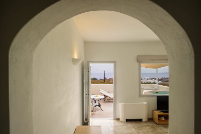 Sea View Suites