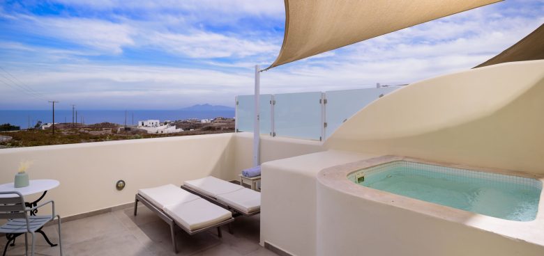 Sea View Suites
