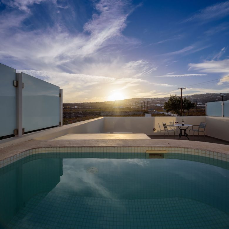 Family Suites Santorini